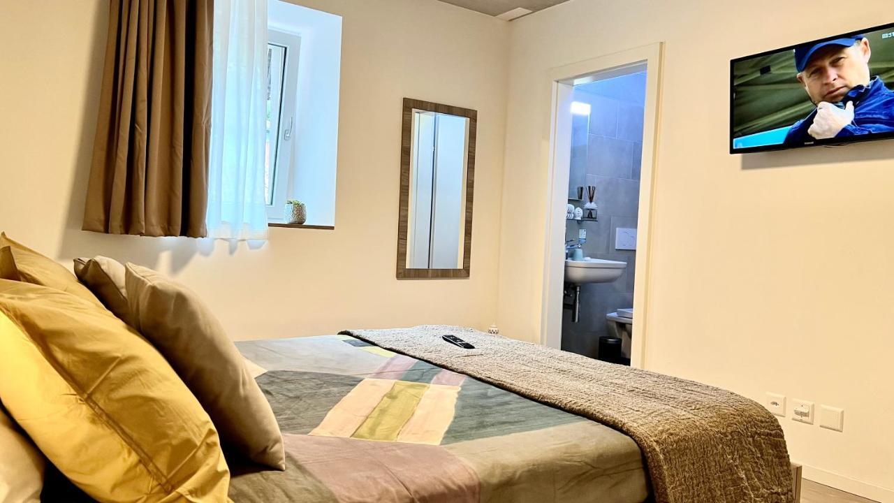 Regina Bed & Breakfast อักโน ภายนอก รูปภาพ